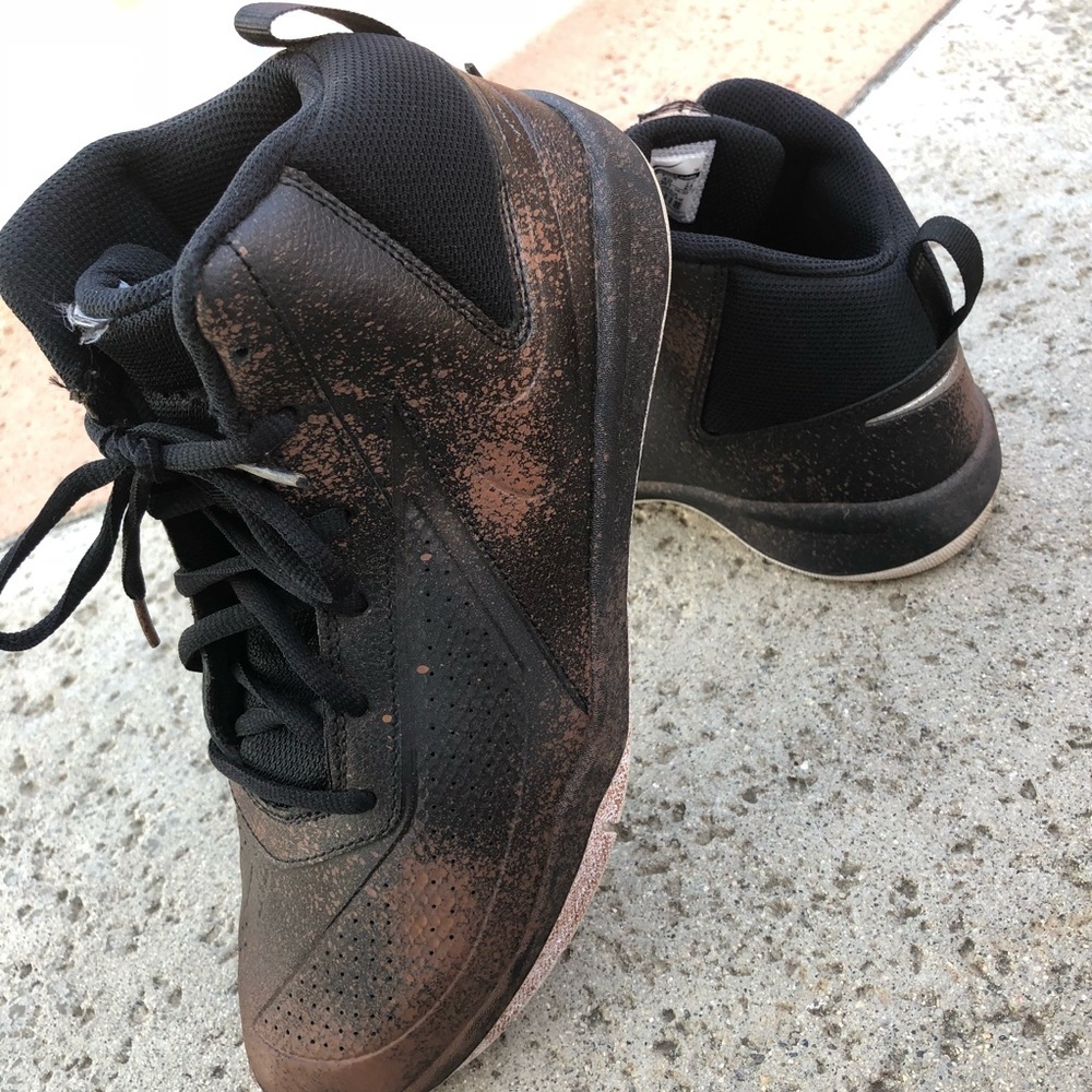 Nike basketball shoes - Picture 2 of 7
